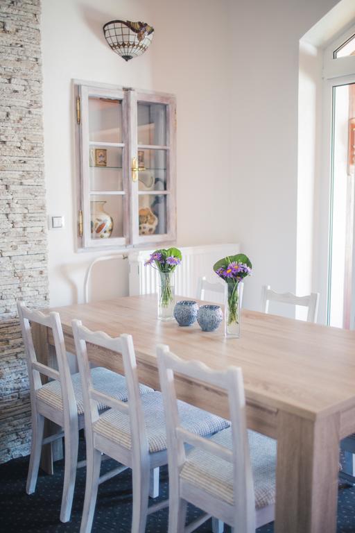 Apartmany U Papousku Jindrichuv Hradec Bagian luar foto