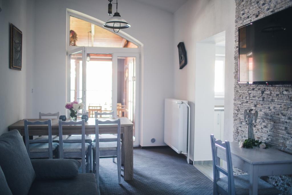 Apartmany U Papousku Jindrichuv Hradec Bagian luar foto